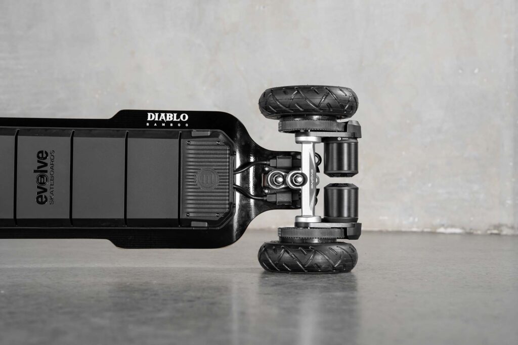 Evolve Diablo Bamboo – Skate Elétrico All Terrain