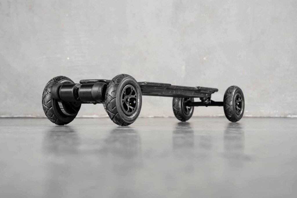 Evolve Diablo Carbon – Skate Elétrico All Terrain