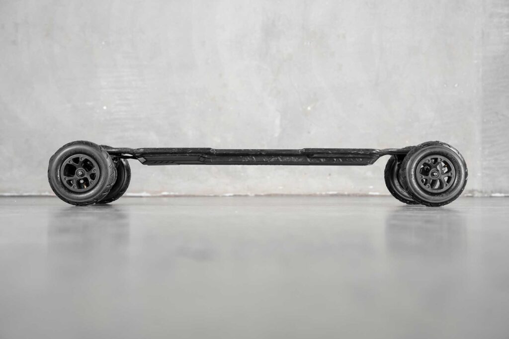 Evolve Diablo Carbon – Skate Elétrico All Terrain