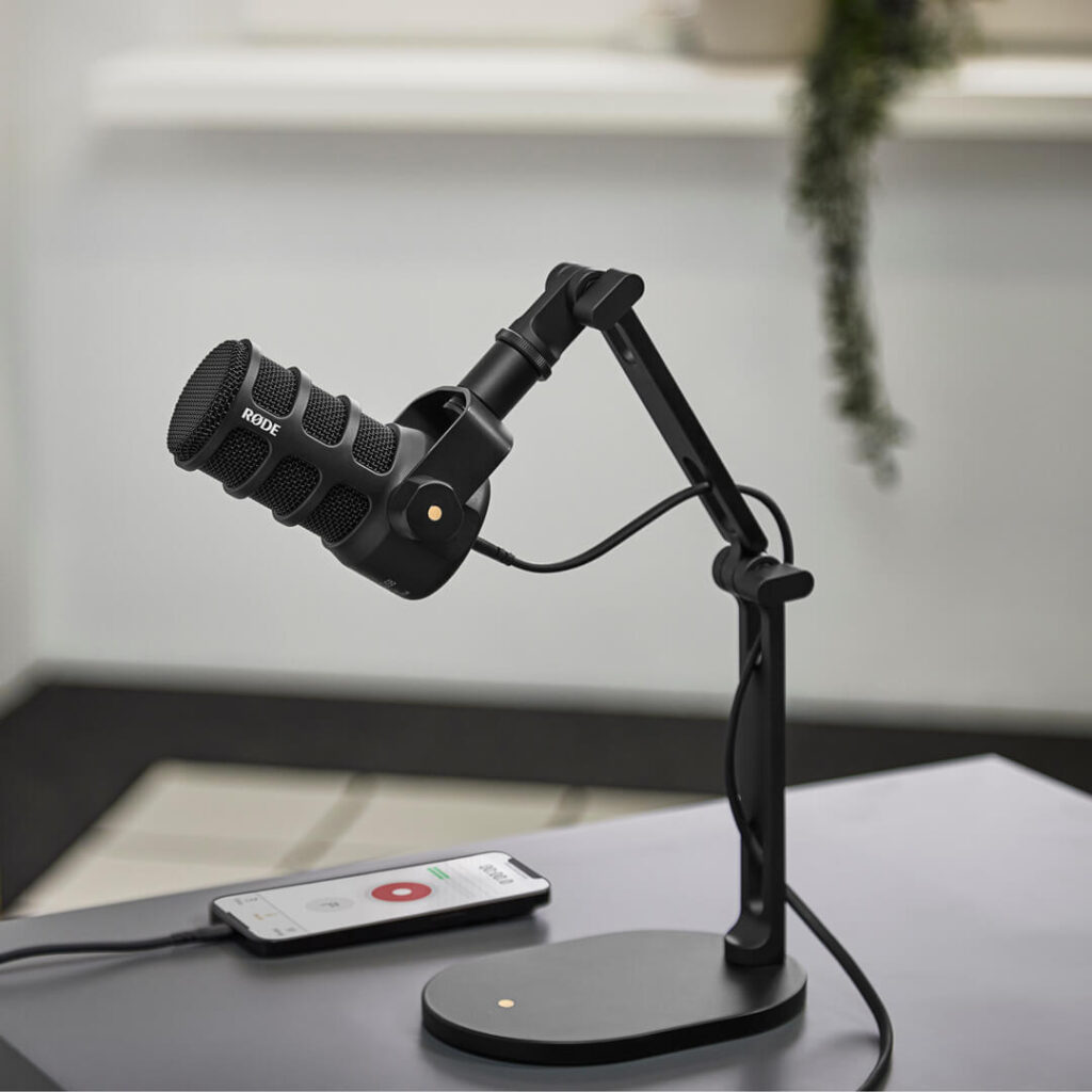 RØDE PodMic USB Kit – Kit de Microfone para Podcast