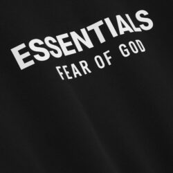 Fear of God ESSENTIALS Classic Crewneck – Conjunto Moletom e Calça (Preto) - Imagem 4