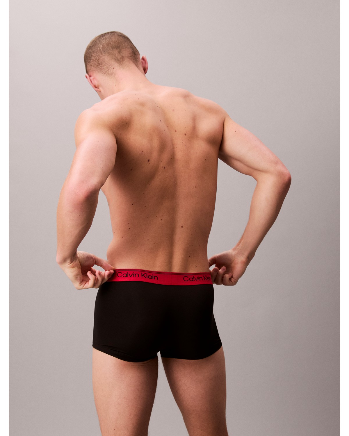 Calvin Klein Microfiber Stretch – Cueca Trunk Cintura Baixa (Kit com 3) - Imagem 3