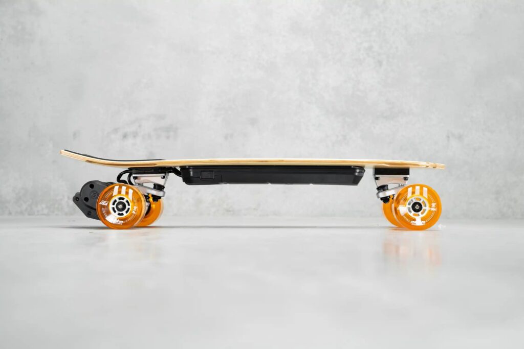 Evolve Stoke X – Skate Elétrico Compacto